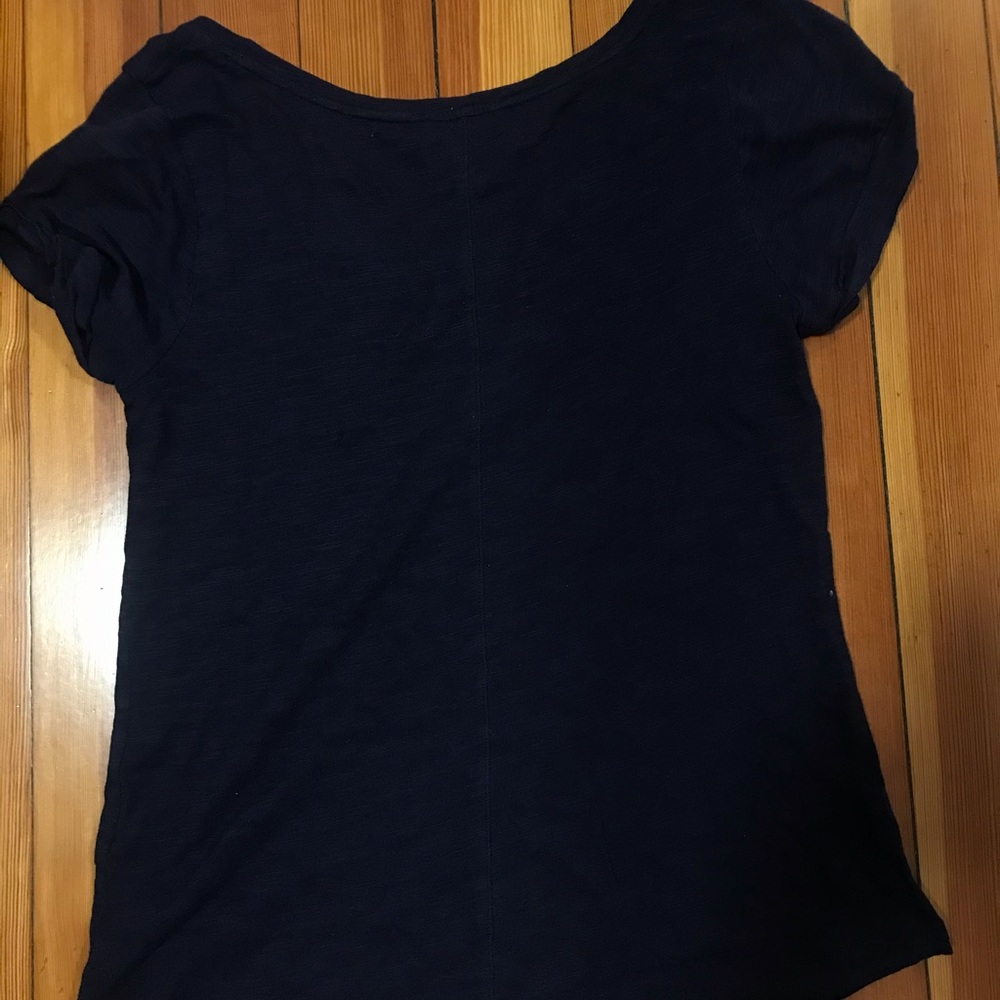 Banana republic navy blue t-shirt size medium
